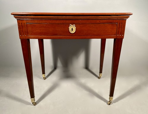 Mahogany architect table by P.Pioniez Paris circa 1780 - 