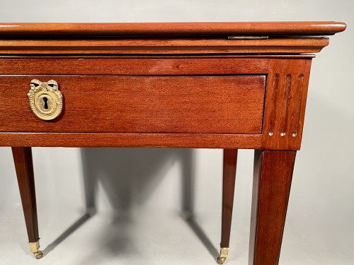 18th century - Mahogany architect table by P.Pioniez Paris circa 1780