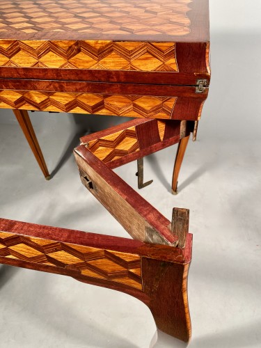 Travel backgammon table by Denizot circa 1770 - Furniture Style Louis XV