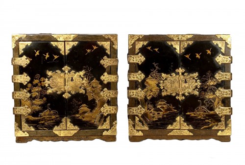 Pair of Japanese lacquer travel cabinets circa 1680