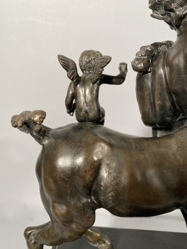 Antiquités - Le centaure Chiron chevauché par l’amour, bronze vers 1820