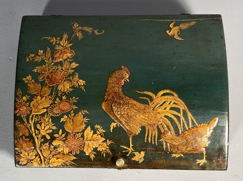 French Regence - Toilet box in blue Martin varnish with Japanese decor circa 1730.