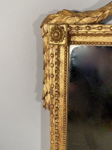 Gilded wood mirror with the arms of the city of Marseille circa 1790 - 