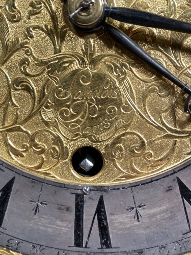 Pendule « tête de poupée » en marqueterie Boulle, Paris époque Louis XIV - Horlogerie Style Louis XIV