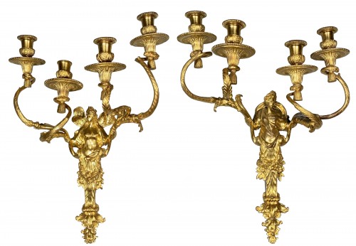Paire d’appliques en bronze Flore et Zéphyr vers 1850
