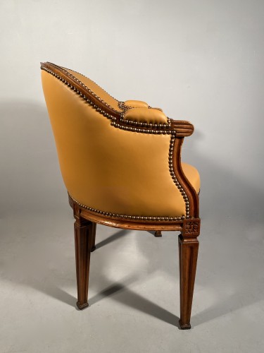 Walnut desk chair, P.Pillot, Nîmes around 1780 - Louis XVI