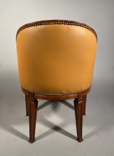 Antiquités - Walnut desk chair, P.Pillot, Nîmes around 1780