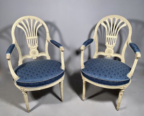 Paire de fauteuils à dossiers Montgolgière par JB Lelarge vers 1775 - Franck Baptiste Provence