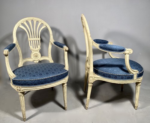 XVIIIe siècle - Paire de fauteuils à dossiers Montgolgière par JB Lelarge vers 1775