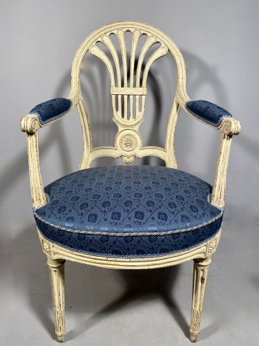 Paire de fauteuils à dossiers Montgolgière par JB Lelarge vers 1775 - Louis XVI