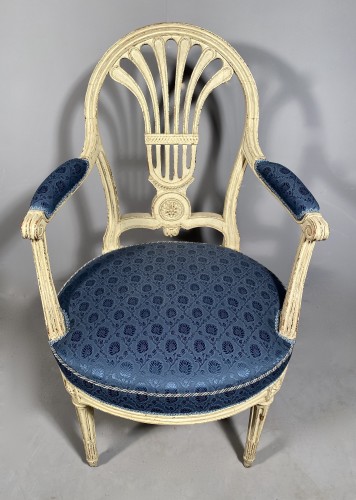 Louis XVI - Pair of Montgolgière armchairs by JB Lelarge circa 1775