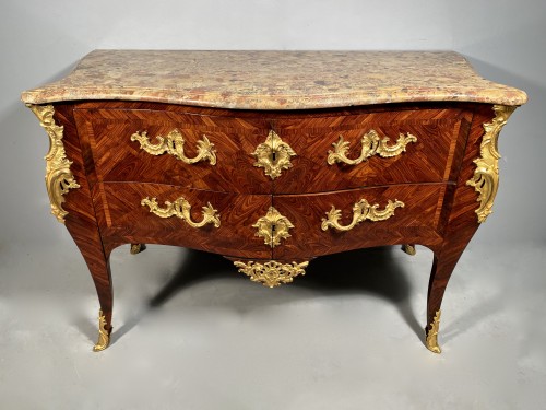 18th century - Commode by Delaitre and Migeon circa 1740