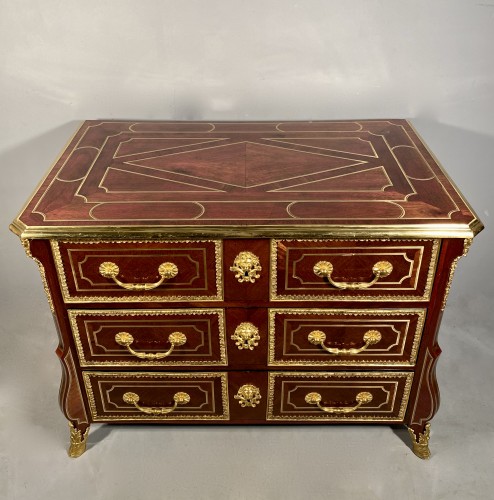 Mazarine chest of drawers in amaranth, Paris, ep Louis XIV around 1715 - Louis XIV