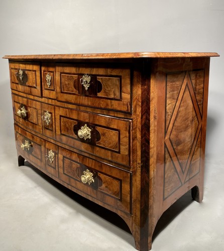 Olive wood commode, Dauphiné  Louis XIV period - 