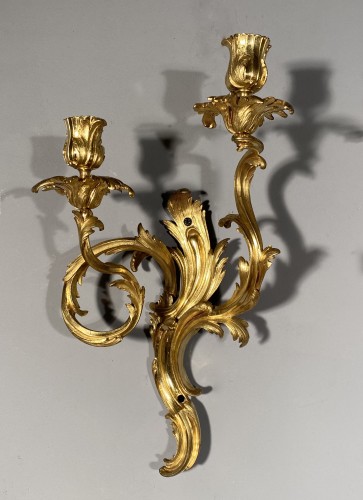 Paire d'appliques au C couronné vers 1750 - Luminaires Style Louis XV