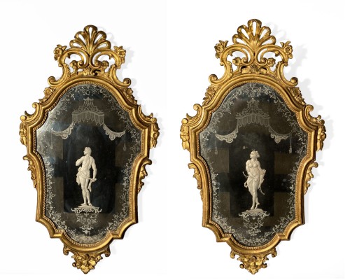 Paire de miroirs gravés, Venise fin du 18e siècle