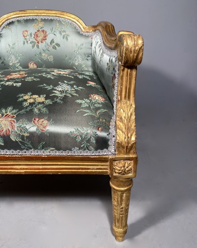 Royal French stool, Paris circa 1780 - 