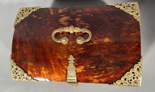 Antiquités - Tortoise shell box, Spanish Colonies 18th century