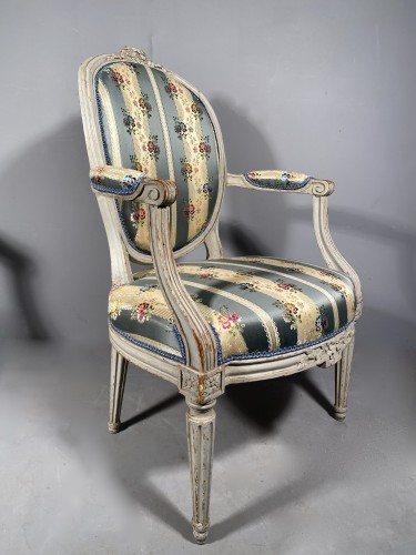 18th century - Pair of cabriolet armchairs by J.B Lelarge, Paris circa 1780