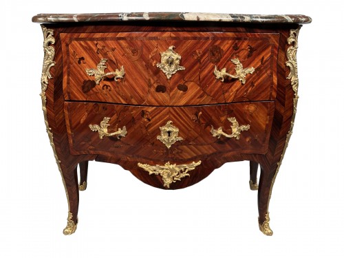 Commode en marqueterie, estampillée Migeon, Paris vers 1750