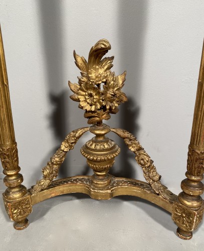 Paire de consoles en bois doré, Paris époque Louis XVI vers 1780 - Louis XVI