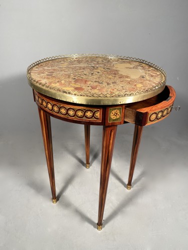 Furniture  - Bouillotte table stamped J.Lapie, Paris Louis XVI period