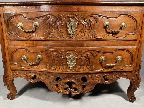 Fine 18th provence commode, Nîmes, Louis XV period - Furniture Style Louis XV