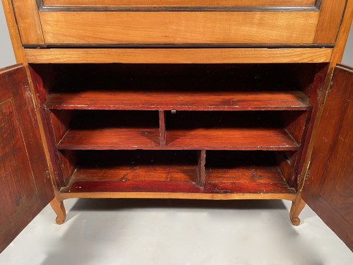 Antiquités - Secrétaire in walnut wood, Jean François Hache in Grenoble around 1775