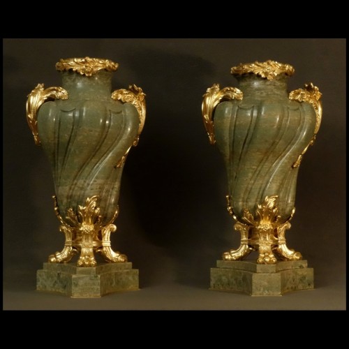 Antiquités - Paire de grands vases en serpentine XIXe
