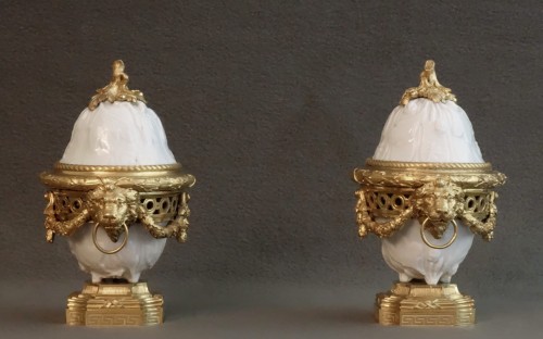 Paire de pots pourris d'alcôve d'époque Louis XVI - Objet de décoration Style Louis XVI