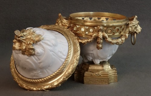 Paire de pots pourris d'alcôve d'époque Louis XVI - Antiquités Garnier