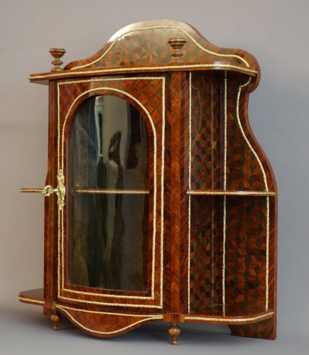 Vitrine à poser marquetée - Maison Alphonse Giroux XIXe - Mobilier Style Napoléon III