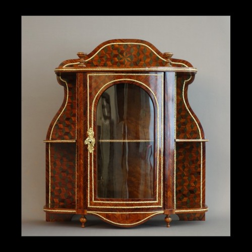 Antiquités - Small Display cabinet With Marquetry - Maison Alphonse Giroux 19th century