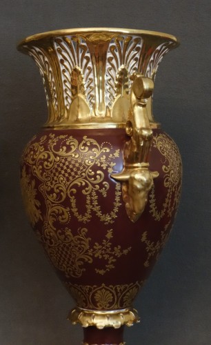 Louis-Philippe - Paire d'importants vases en porcelaine de Paris 1835