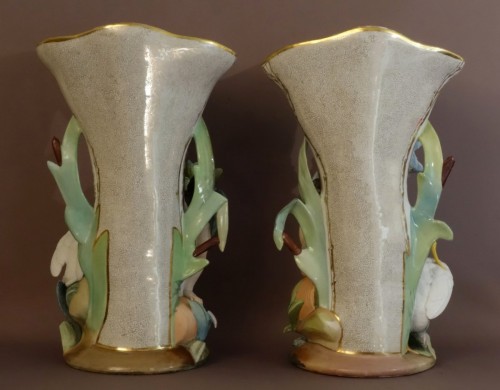 Antiquités -   Pair Of Larges Vases Showing Allegory Of Sources