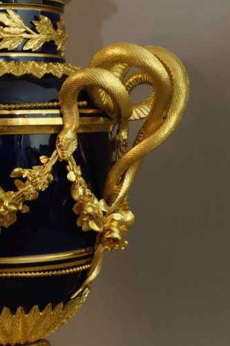 XIXe siècle - Paire d'Importants Vases XIXe