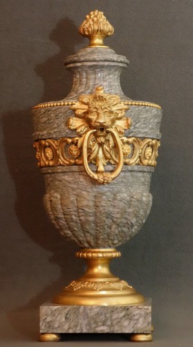 Objet de décoration Cassolettes, coupe et vase - Paire d'importants vases XIXe