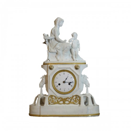 Clock Directoire representing a fountain