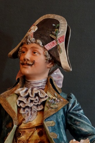 Porcelain Statue In Simulated Situation 19th century - Directoire