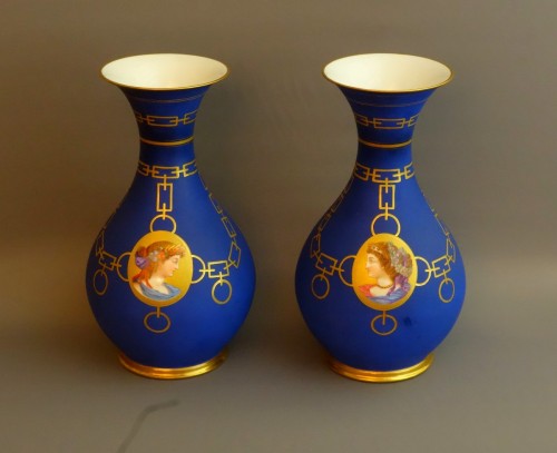 Porcelain & Faience  - Pair of large Paris porcelain spindle vases circa 1830