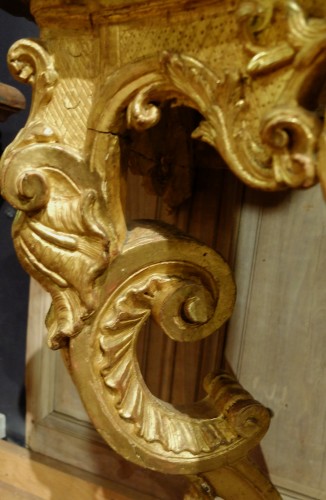 Console d'applique en bois sculpté et doré, époque Régence - Régence