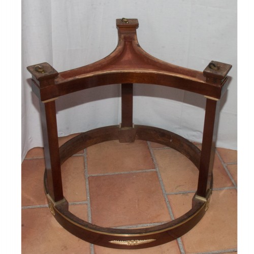 Antiquités - Mahogany pedestal table, Empire period