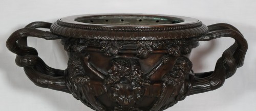 Coupe en bronze dit Vase de Warwick H Luppens XIXe siècle - Objet de décoration Style 