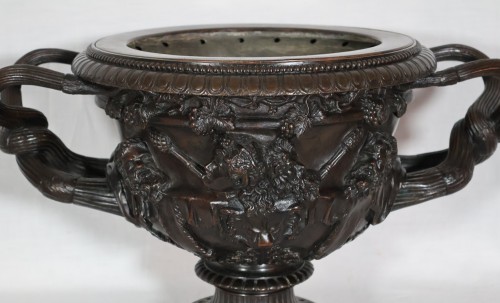 Antiquités - Coupe en bronze dit Vase de Warwick H Luppens XIXe siècle