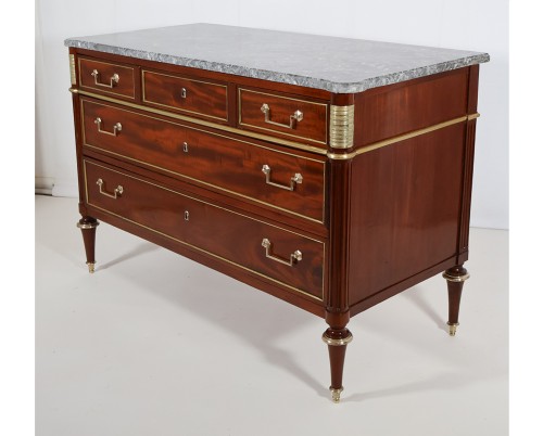 XVIIIe siècle - Commode en acajou estampillée F SCHEY époque Louis XVI