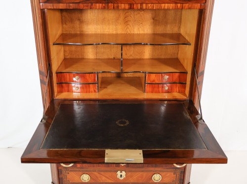 Mobilier Bureau et Secrétaire - Secrétaire chiffonnier en marqueterie époque Louis XVI