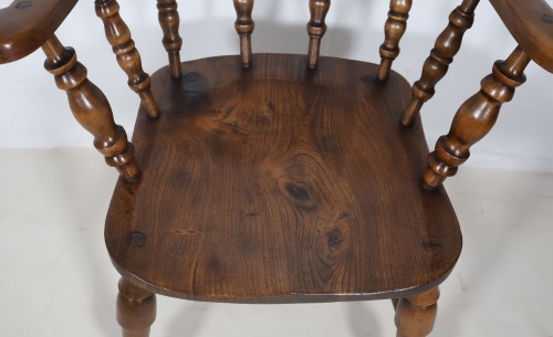 Set of four Victorian Windsor-style English armchairs - 