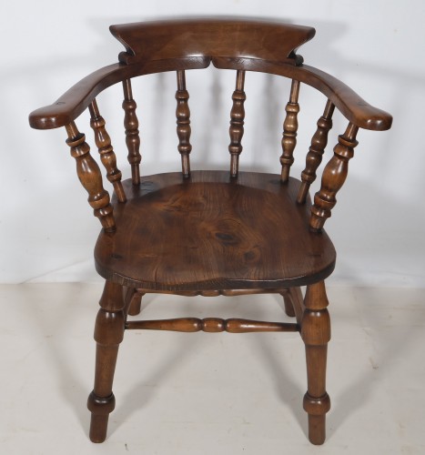Antiquités - Set of four Victorian Windsor-style English armchairs
