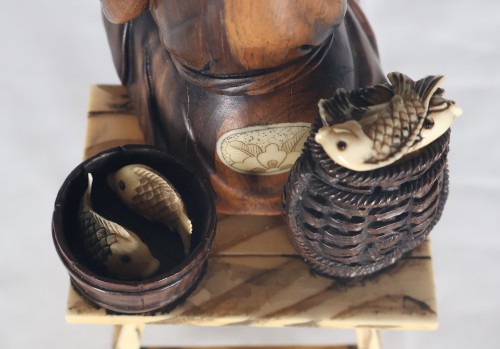 Okimono en bois et ivoire, Japon époque Meiji - Arts d