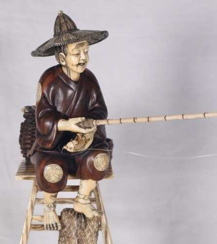 Okimono en bois et ivoire, Japon époque Meiji - 